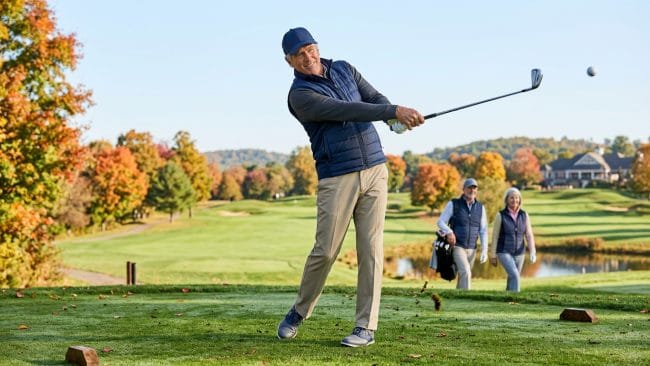 insulated-golf-vests-seniors-add-warmth-without-limiting-movement